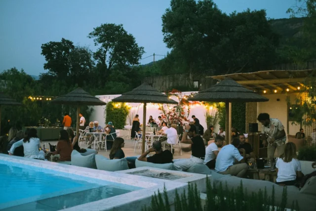 Golden Hours #1 en image …

Merci à tous d’avoir partagé ce premier rendez-vous avec nous ☀️
Un moment hors du temps, entre soleil couchant , vin nature et 🎶🪩