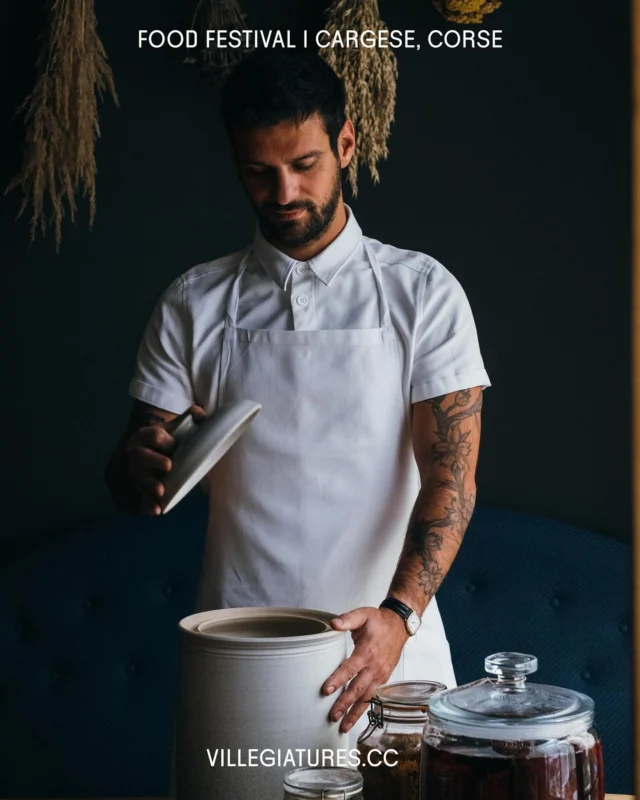 👨‍🍳 CLotaire Poirier Nomadic chef &amp; Top Chef 2024 finalist 🔥 he&#039;s Guest of Honor at Villégiatures #2 , July 12 &amp; 13 at Villa Flaka. 🌍 Trained between Canada, Australia and Thailand ⭐️ executive chef of the restaurant Kadeau , 2 stars in the Michelin guide (Copenhagen) 🍗 Speciality: a free, committed, vegetal and sensory cuisine...There are still a few places left for this summer&#039;s gastronomic event , And a few rooms are available again following last-minute cancellations 🛌🌿Reservations @ villegiatures.cc Two unique evenings under the Cargèse sky, between gastronomic dinners, guest chefs, natural wines and a timeless atmosphere. #VillaFlaka #Villegiatures2 #ClotairePoirier #ChefsInvités #CorseGourmande #CargèseVibes #SummerInCorsica